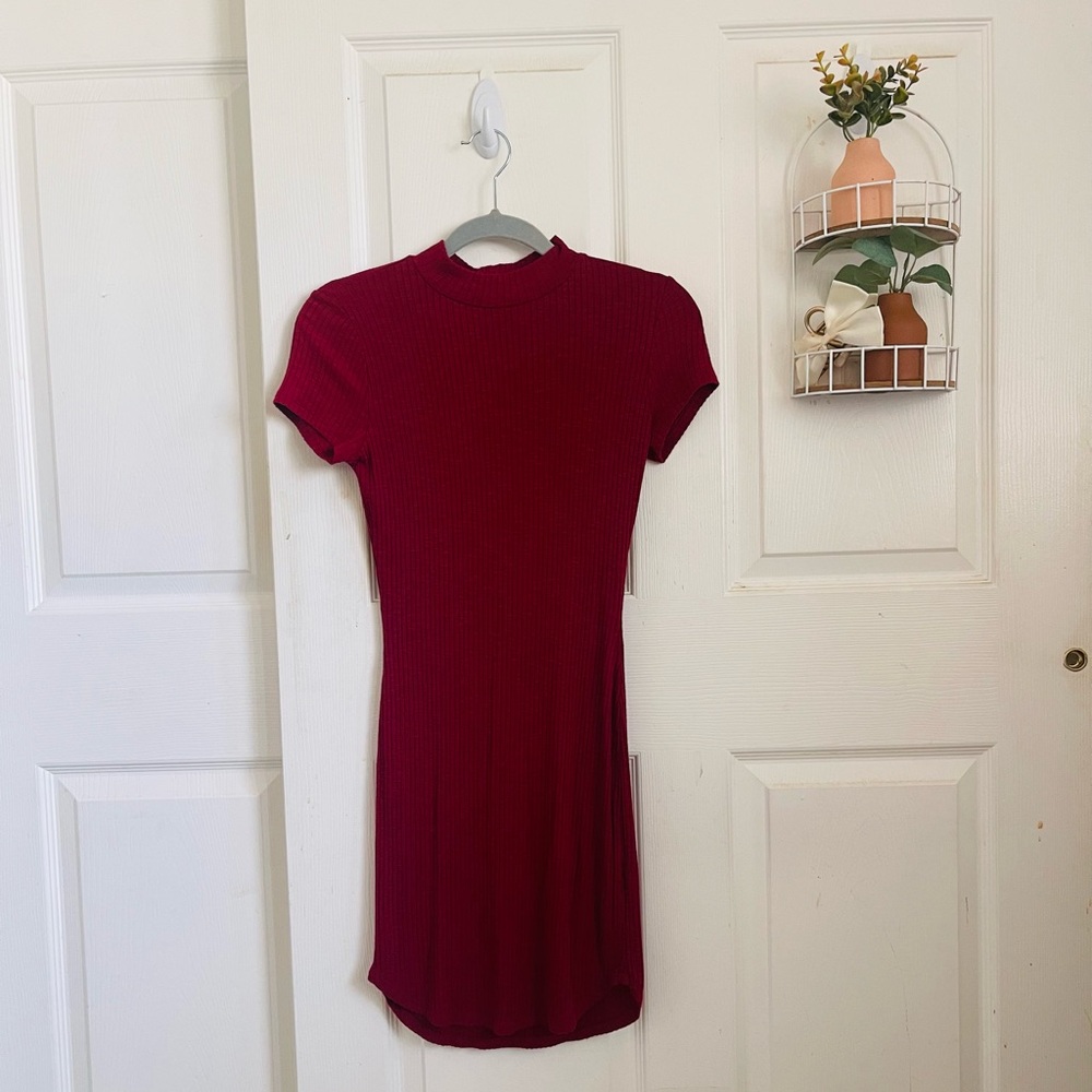Red Ribbed Short Sleeve Dress